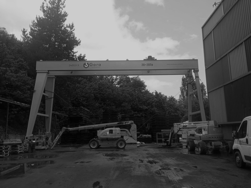 Instalación de grúas industriales en Barakaldo 2